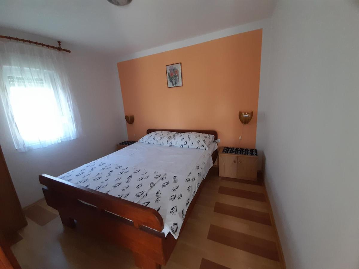 Apartman Pilcik วีร์ ภายนอก รูปภาพ