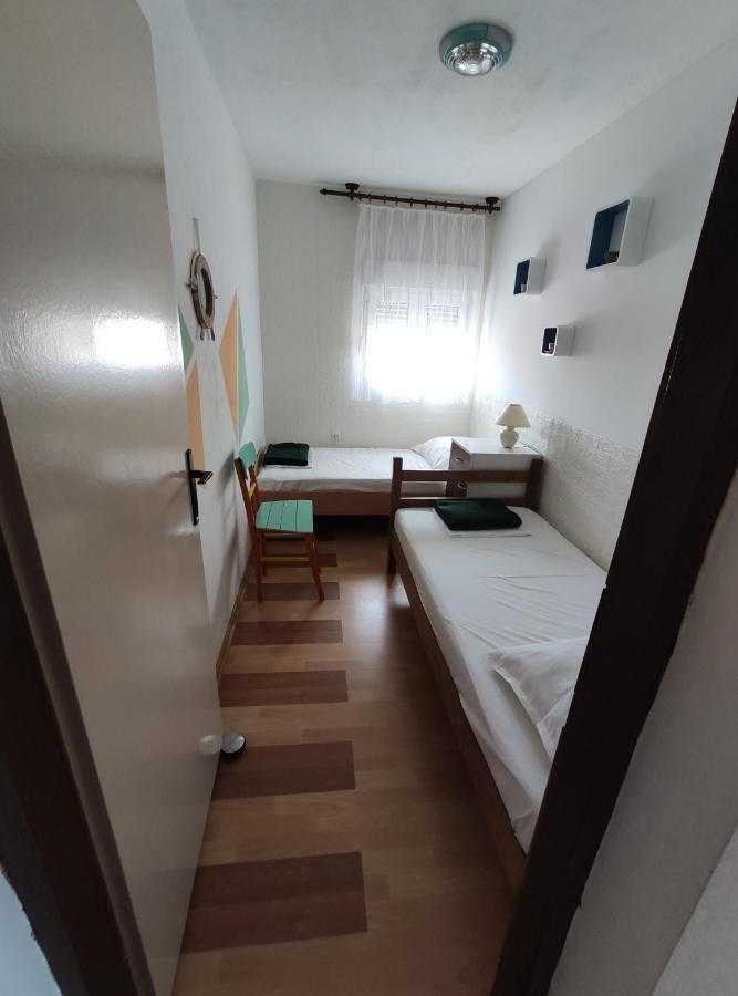 Apartman Pilcik วีร์ ภายนอก รูปภาพ