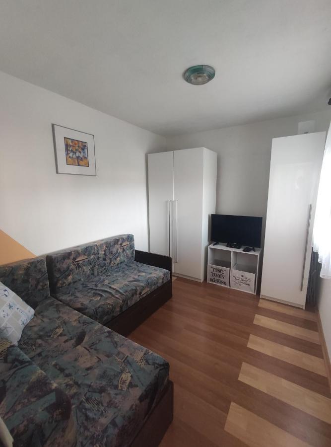 Apartman Pilcik วีร์ ภายนอก รูปภาพ